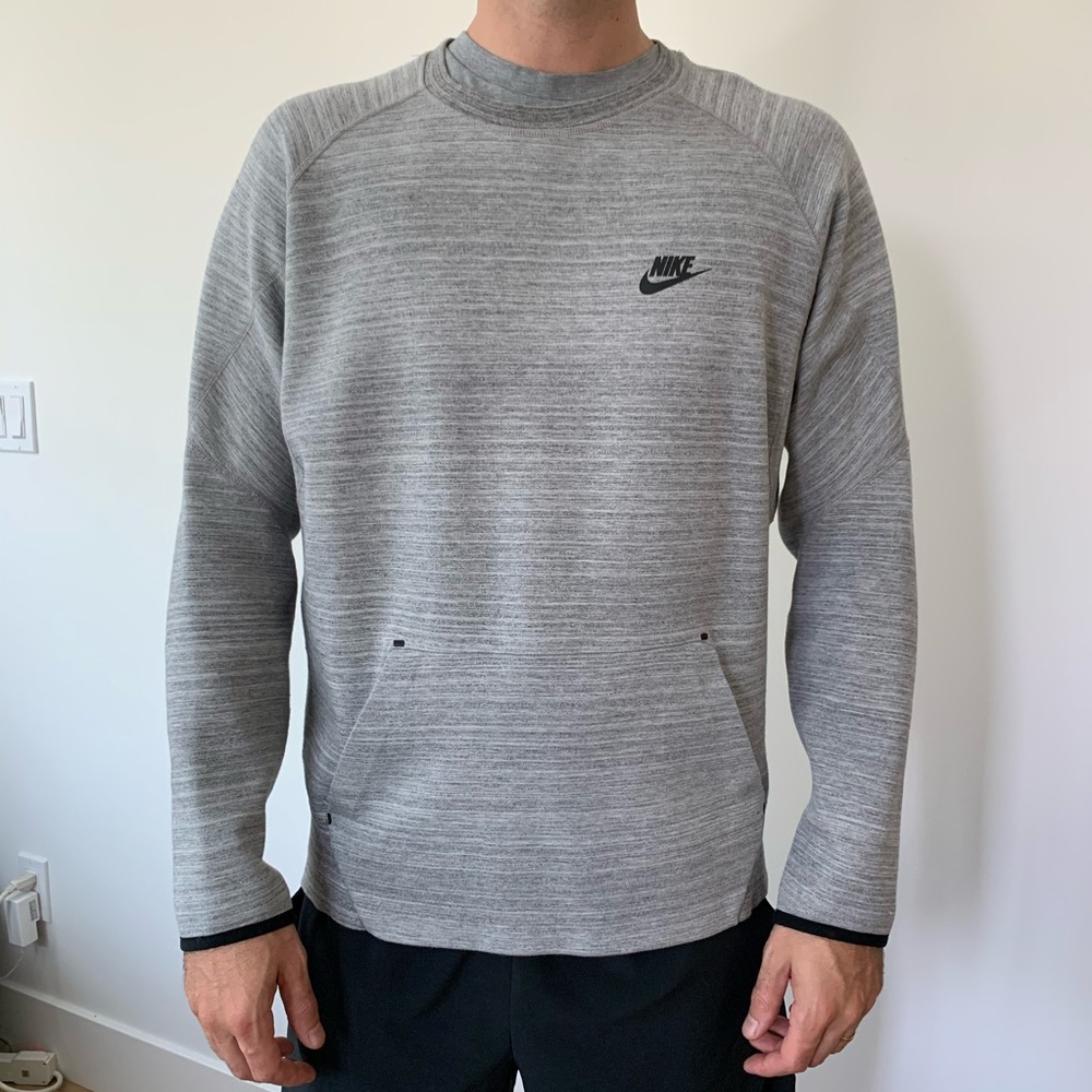Nike grey tech fleece
